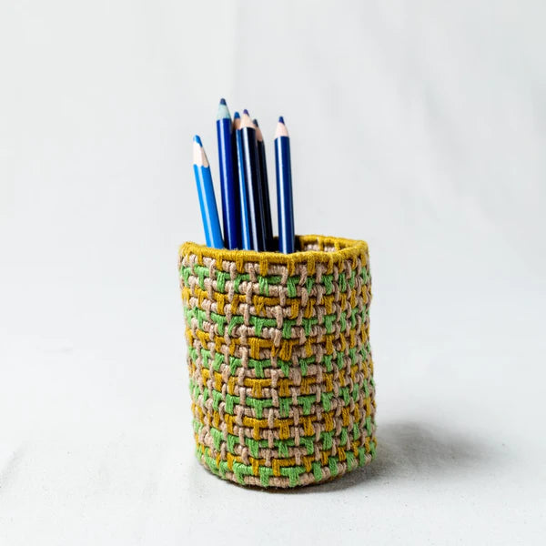 Handwoven PenStand (thin rope)