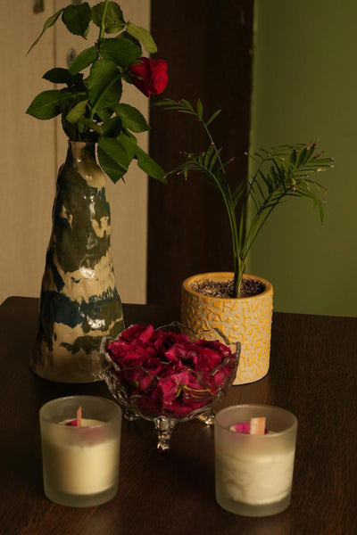 AROMATIC CANDLES