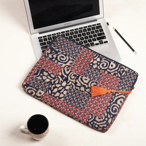 Laptop Sleeve- Landscape Sujha Maroon