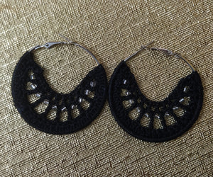 Earring Crochet -Black