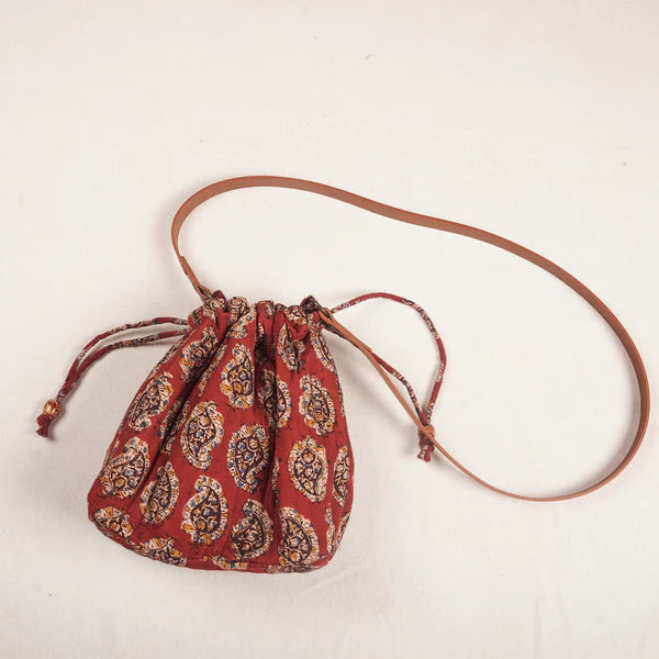 Suneeta Bucket Sling Bag - Maroon