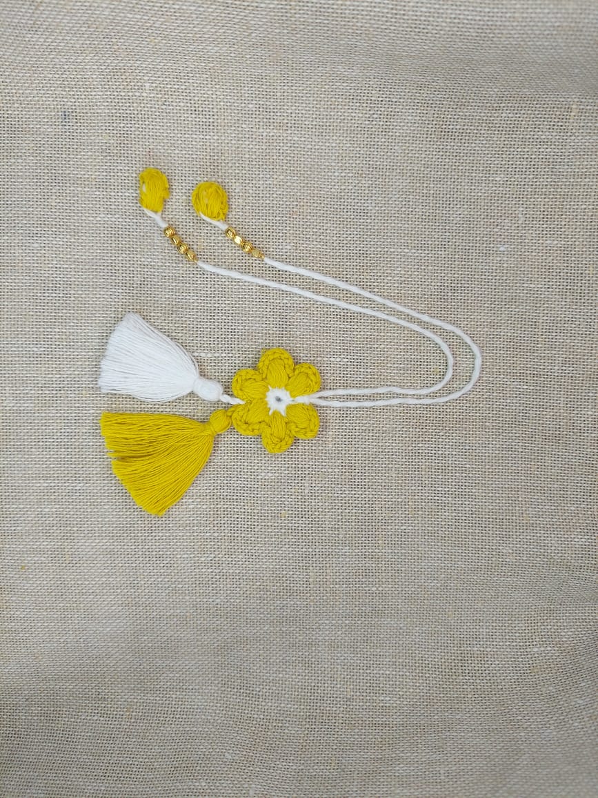 Handmade Crochet Lumba - Yellow & White Flower