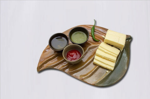 Ceramic Cheese Platter (Leaf)